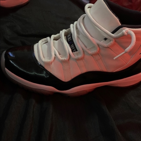 Jordyn 11s main image 4